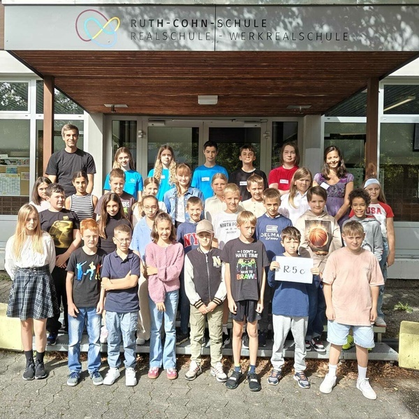  Klasse R5c mit Frau Freilinger und Herr Weber 